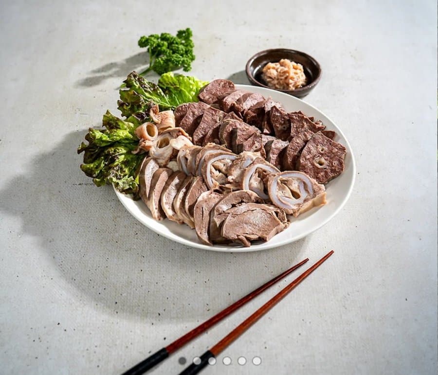 국내산 돼지 부속 1kg