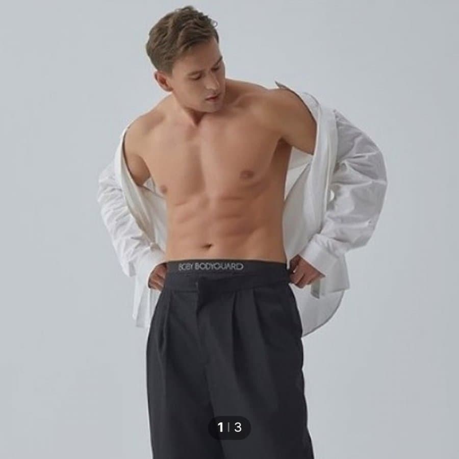 보디가드 남성 드로즈