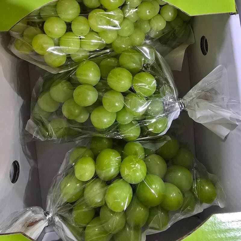 Shine Muscat Seedless Grapes, 2kg