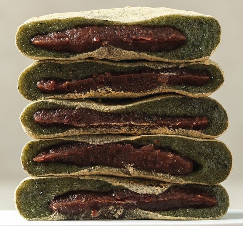 Ilsangmidang Jeju Mugwort Bean Rice Cake 60g