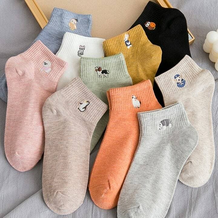 Happy Recipe Character Embroidered Ankle Socks 10 Pairs