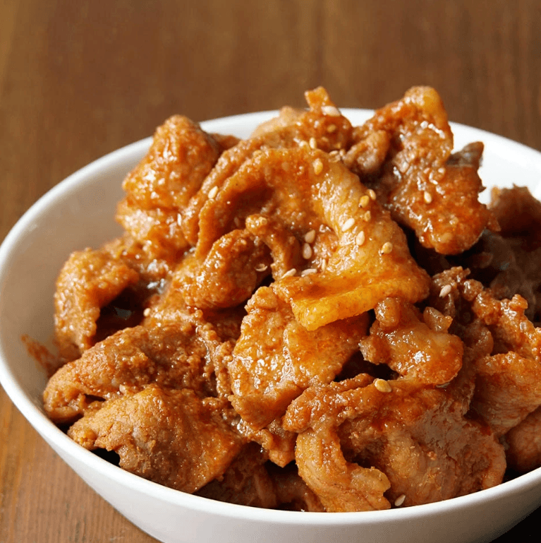 고깃집왕건 Gochujang Jeyuk Bokkeum