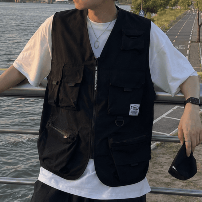 휴대폰·보조배터리 수납 조끼