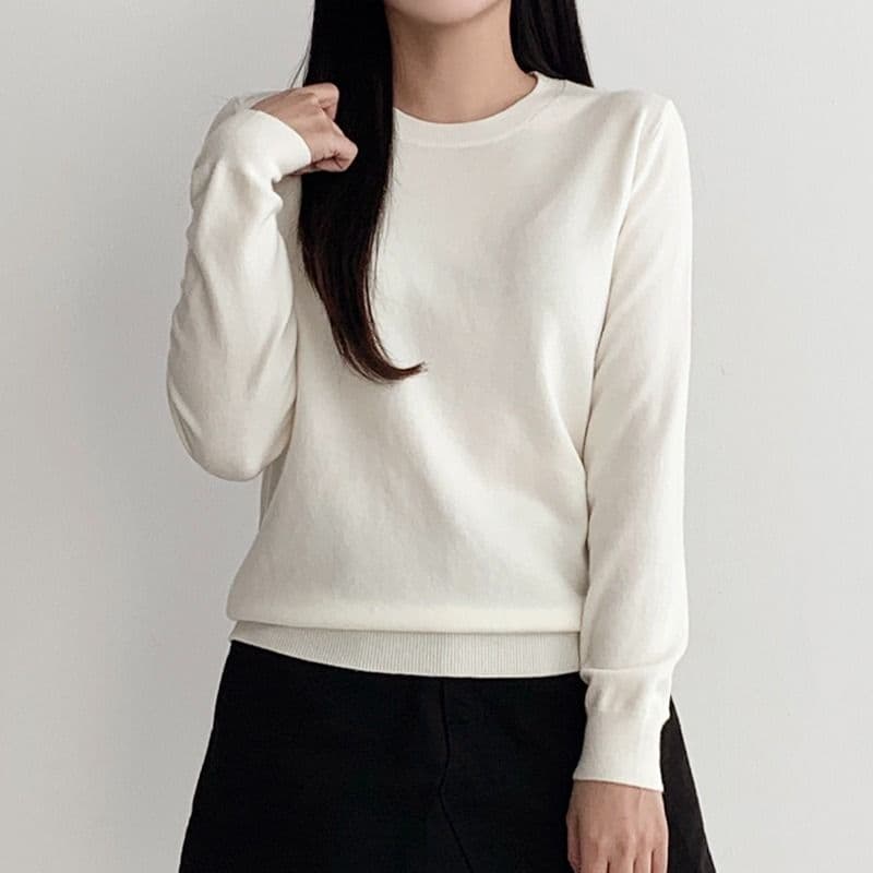 허블리 소프트 라운드 니트티셔츠