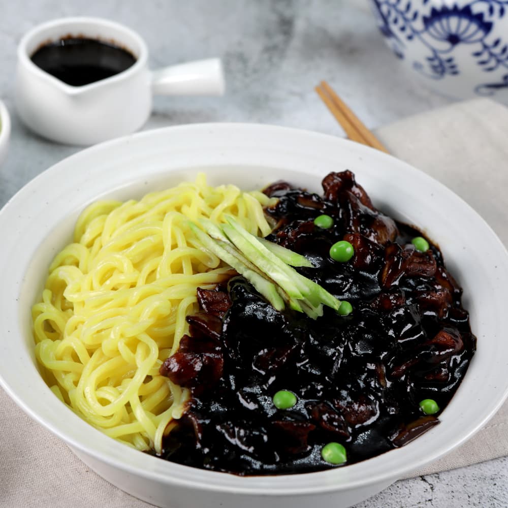 Sosorak Fresh Noodles + Jjajang Sauce