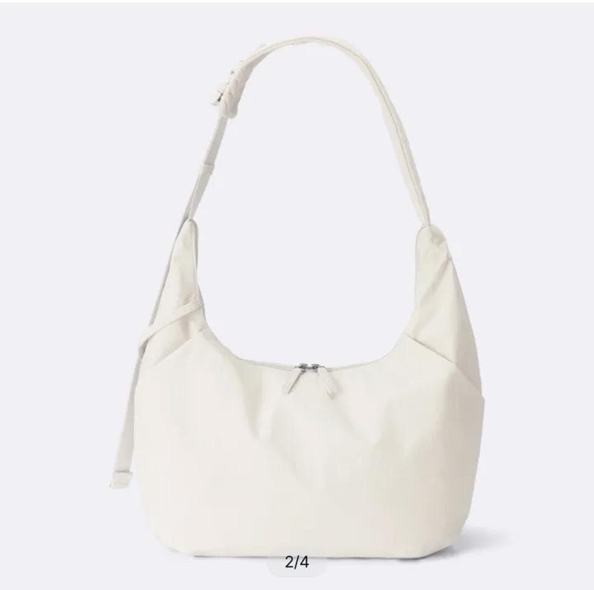 Gucci 나일론 코쿤 숄더백