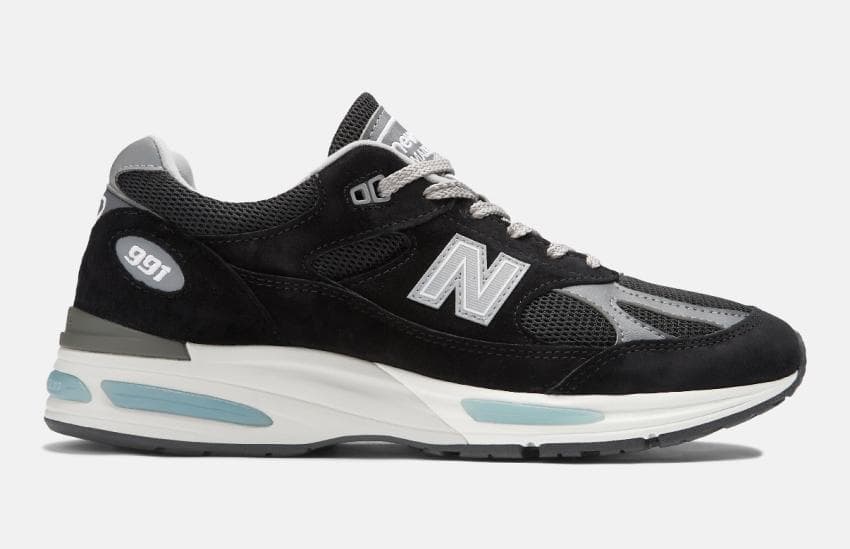New Balance 991v2 Black Sneakers