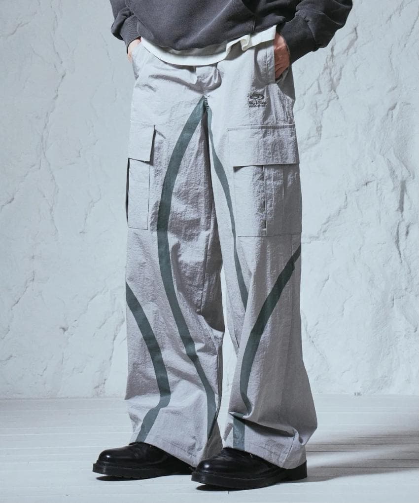 Travel Bold Line Nylon Pants