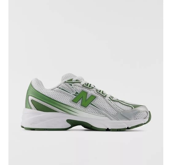 New Balance 740