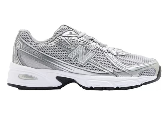 New Balance 740