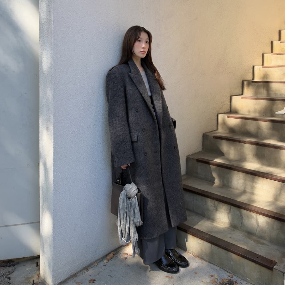테일러드 더블 롱 코트 차콜