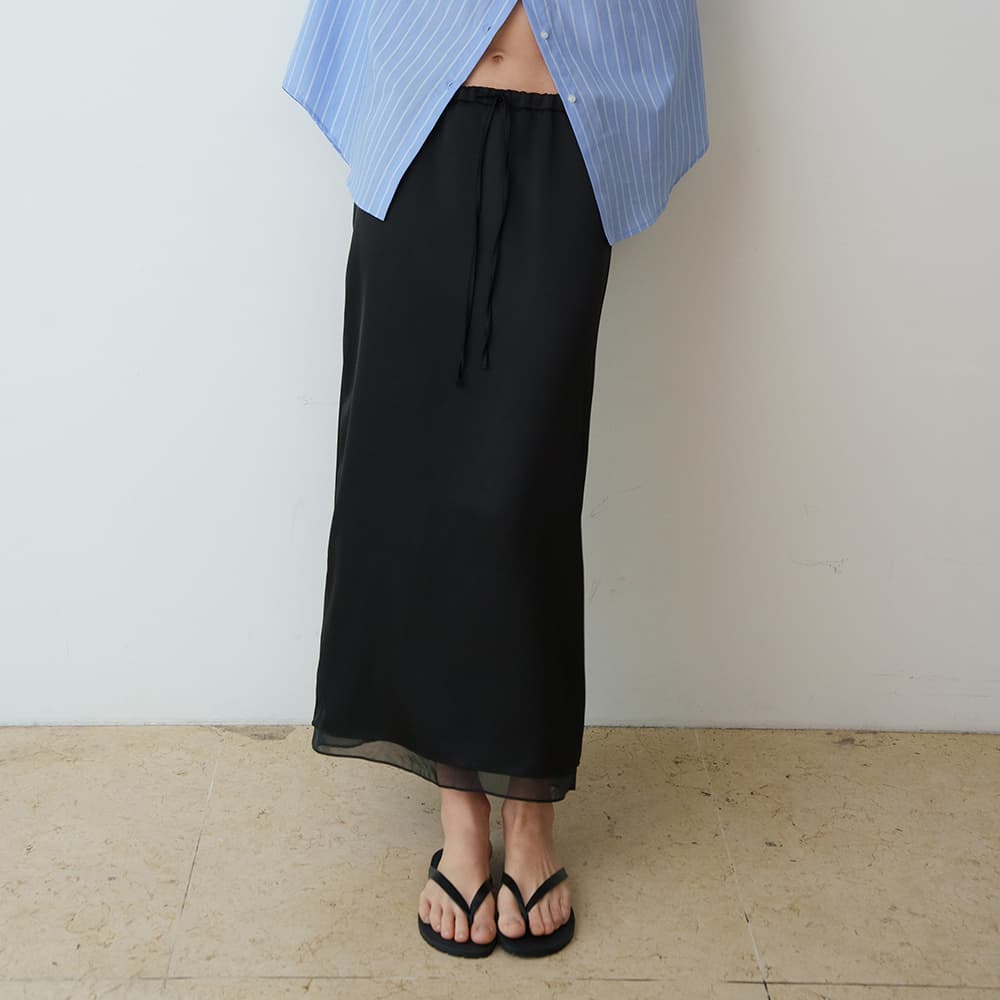 SATIN LAYER STRING SKIRT