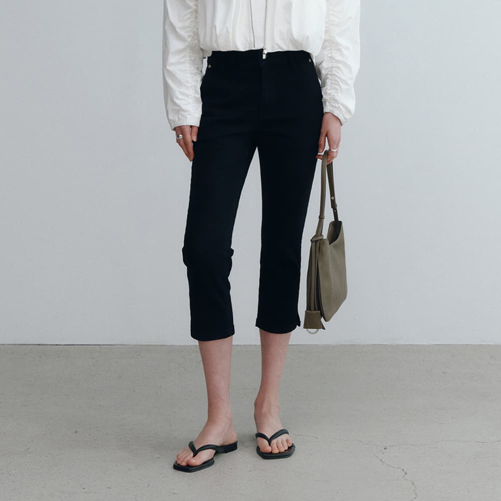 Clea Capri Pants