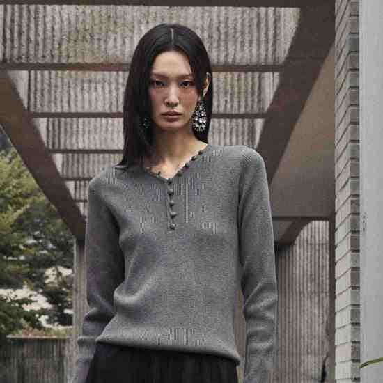 르네크루 26FW 단추포인트 니트