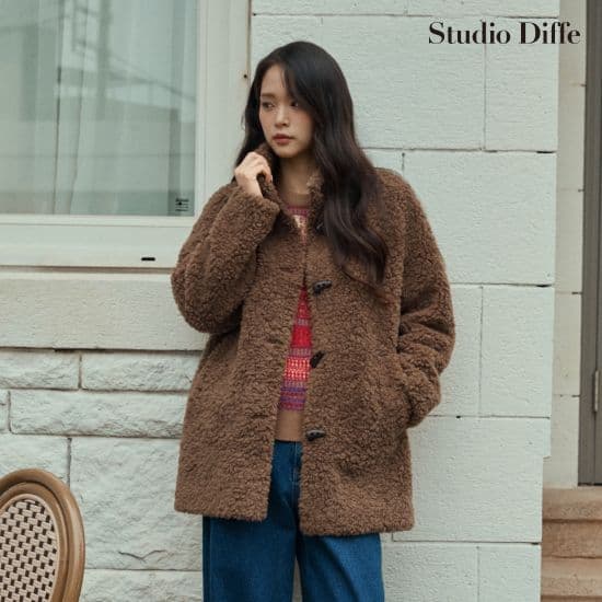 Studio DEPECH Faux Musang Half Coat