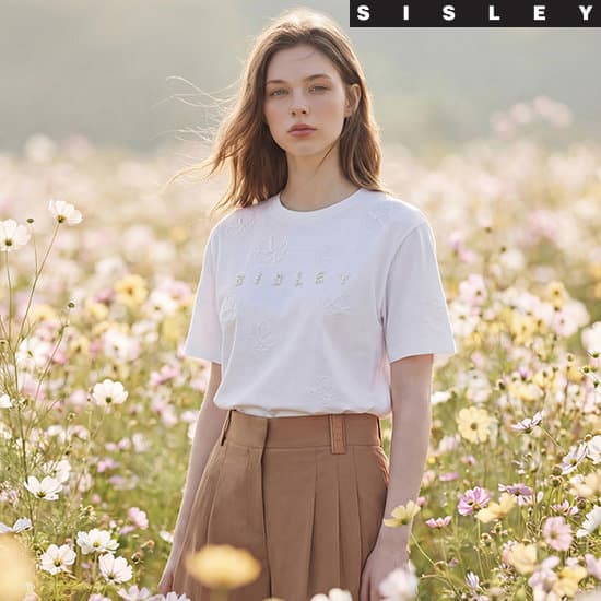 Sisley 플라워 아플리케 티블라우스